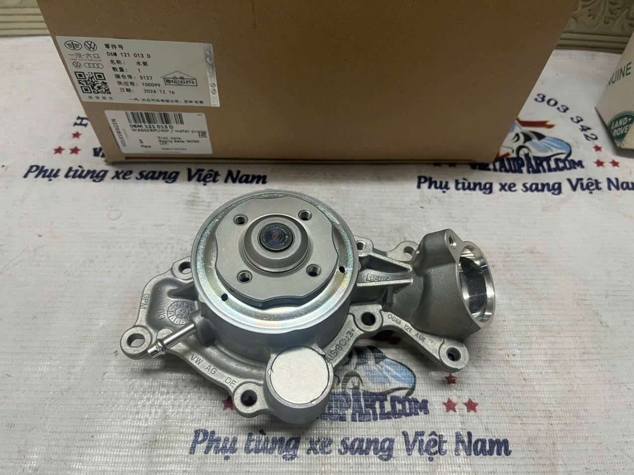 Bơm nước Audi Q7 2018
