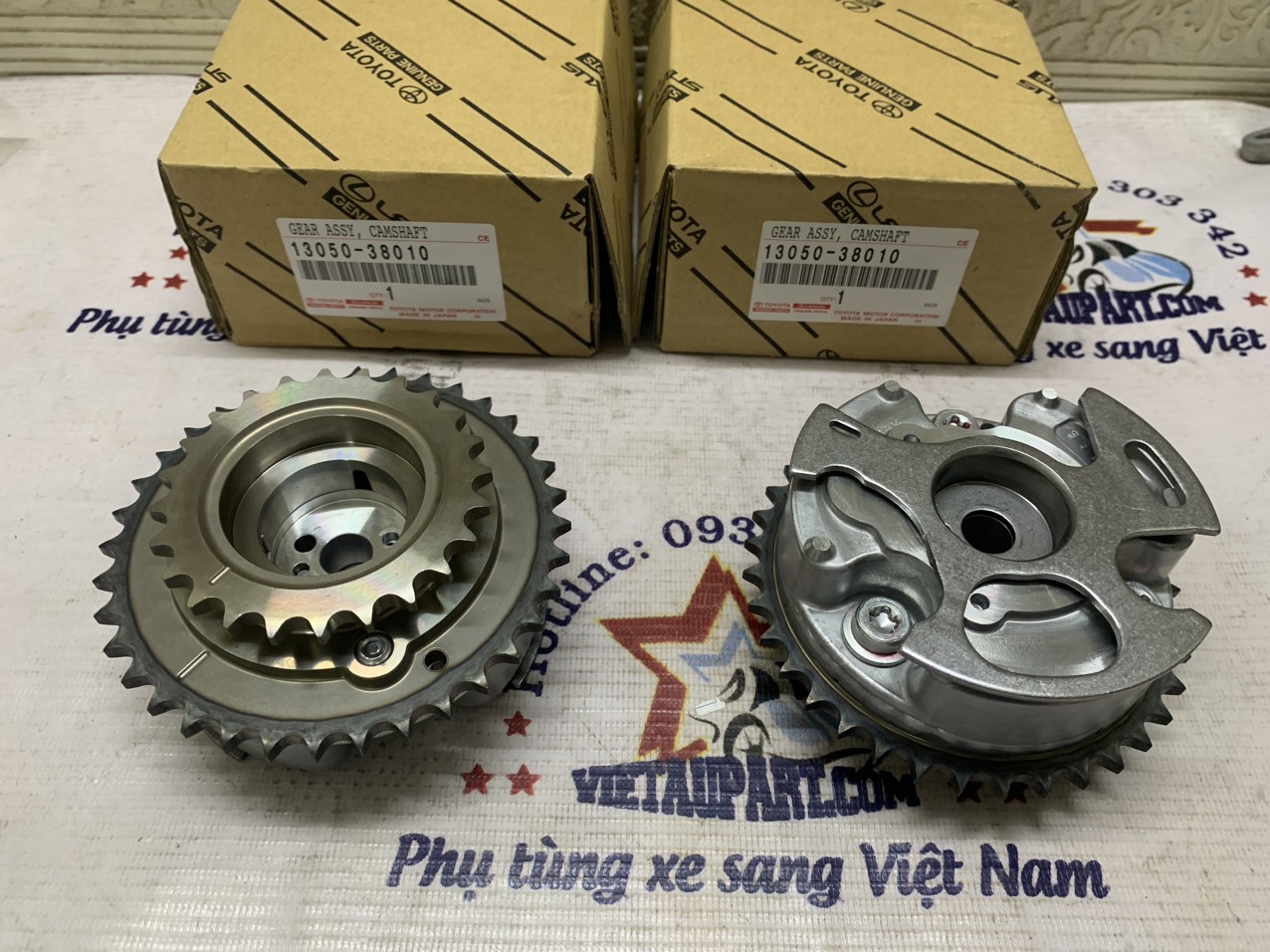 Nhông cam hút Toyota Land Cruiser URJ200 2014